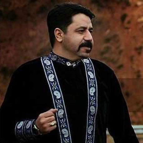 غریبه از کلمست