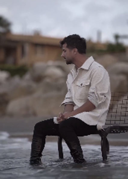نصف شب از حسین منتظری